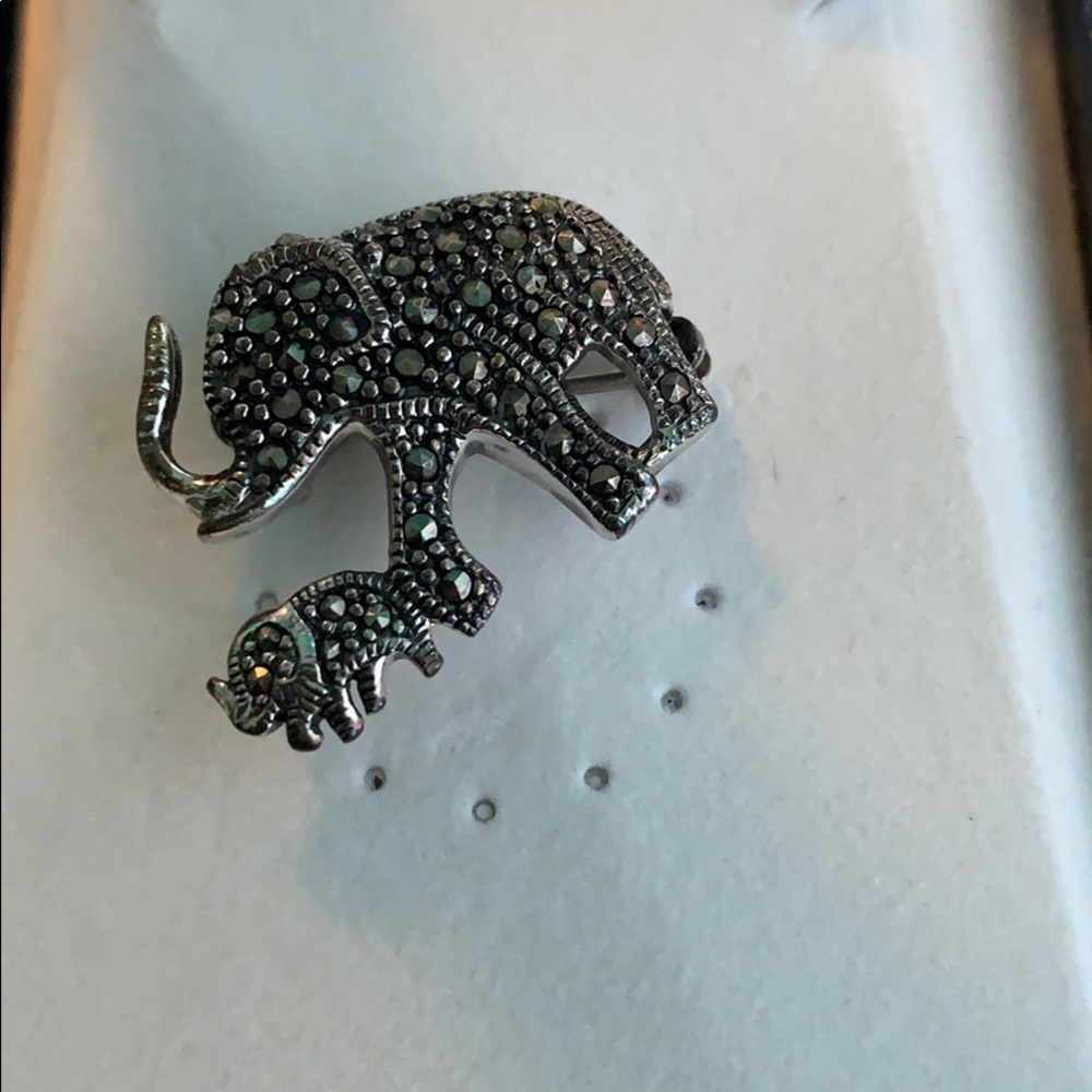 Sterling Silver Elephant Mother & Child Brooch Pin